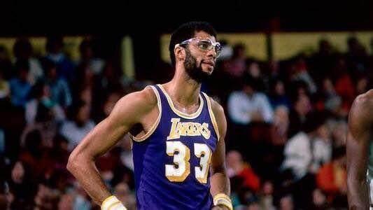 全尤文：巴萨对DV9很感兴趣，热刺、切尔西和拜仁也在关注情况（全尤文：巴萨看上DV9，热刺、切尔西及拜仁同样在跟进）