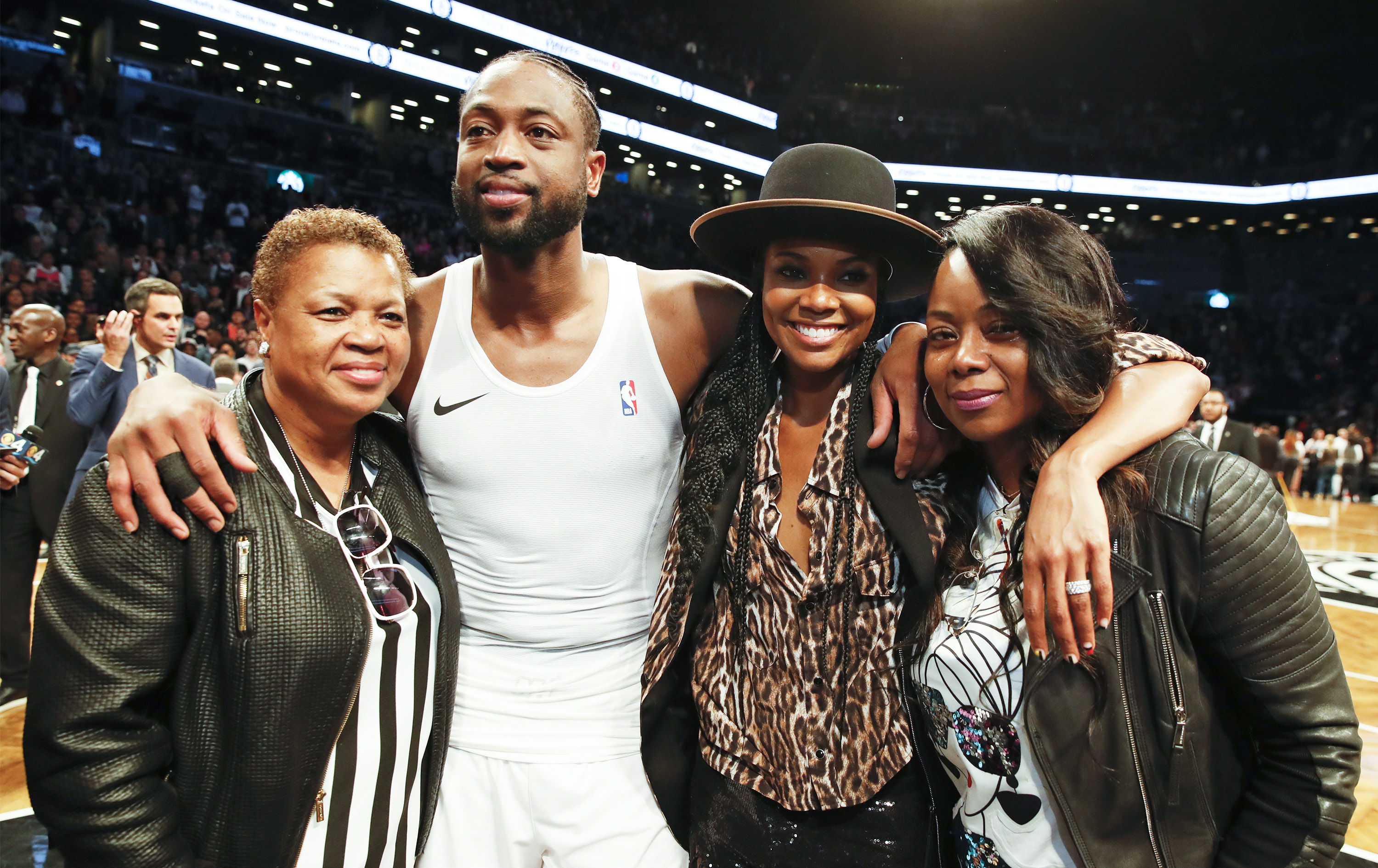 凯恩与孙兴慜相继离队，热刺十年双星时代落幕（凯恩、孙兴慜先后告别，热刺十年双核时代谢幕）