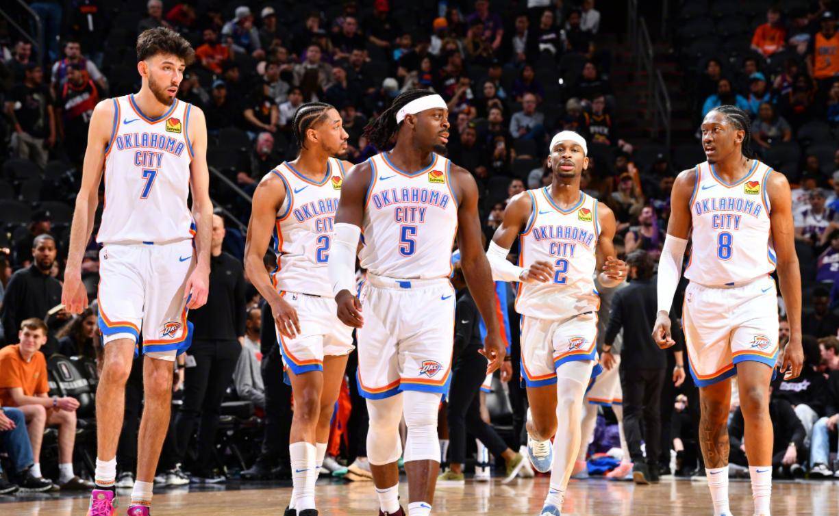 极速飞驰！25岁哈兰德狂轰英超百球，即将超越德罗巴和C罗（风驰电掣！25岁哈兰德英超进球破百，逼近德罗巴与C罗纪录）