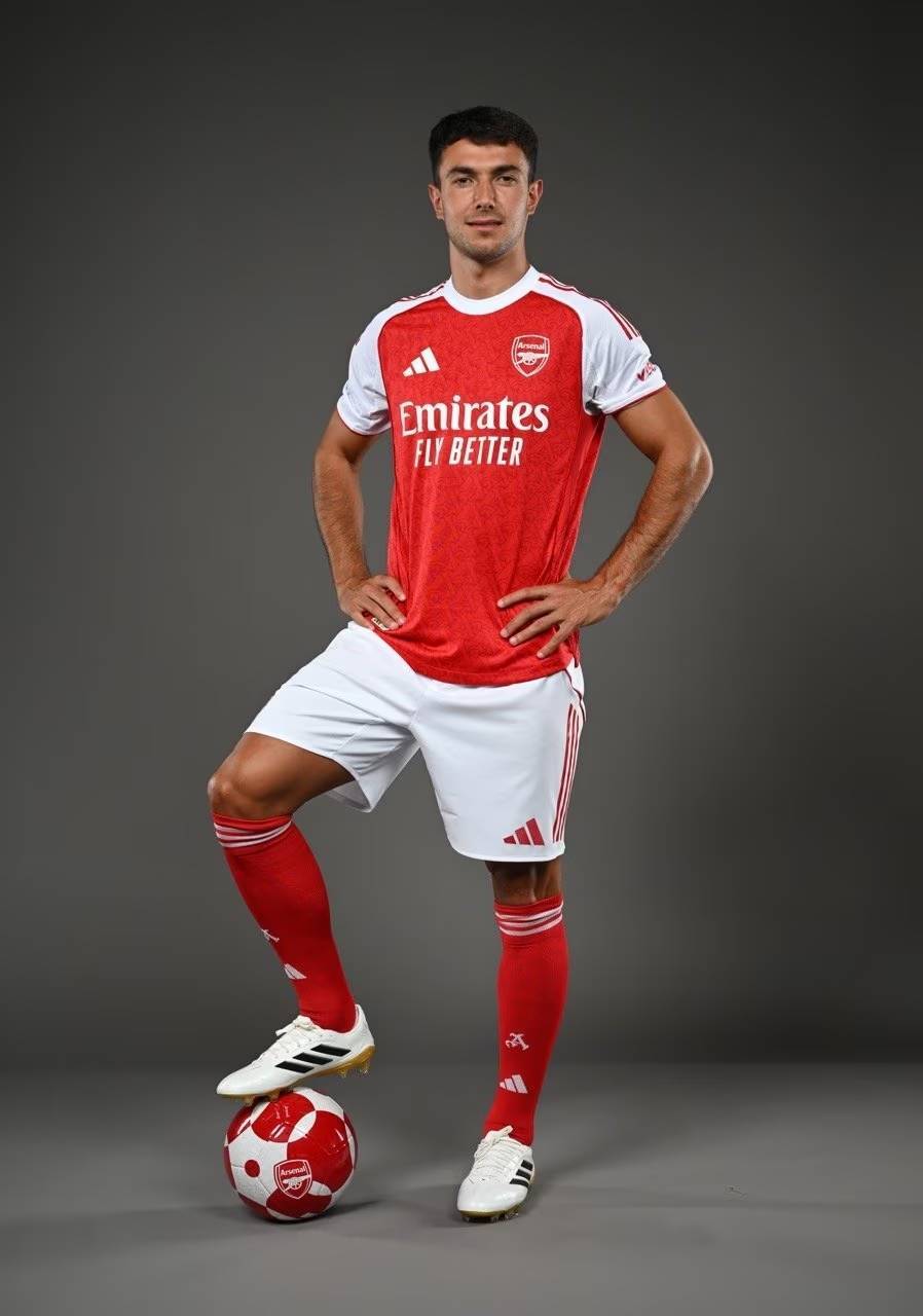 萨拉赫称俱乐部将其当替罪羊，新闻官反应愕然（萨拉赫称遭俱乐部当替罪羊，新闻官当场愕然）