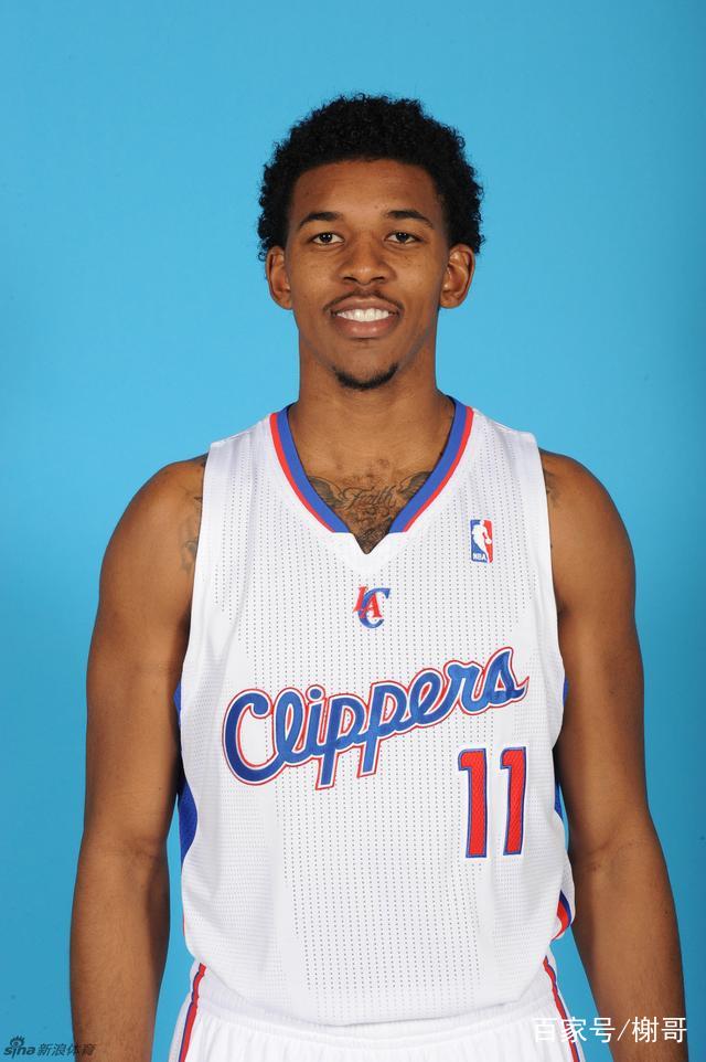 杰伦·约翰逊拿到17+11+6，出现高达7次失误（杰伦·约翰逊17分11板6助攻，失误达7次）