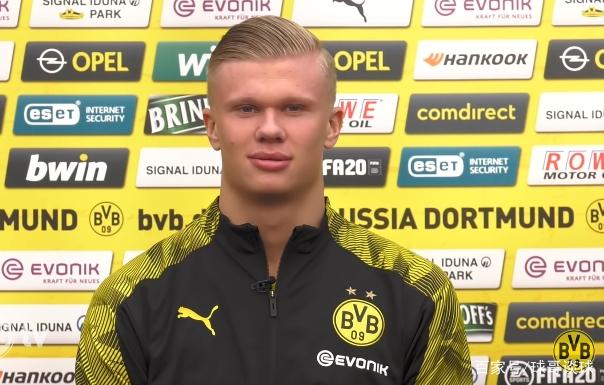 撞击声中传递包容与尊重（让包容与尊重在碰撞声中回响）