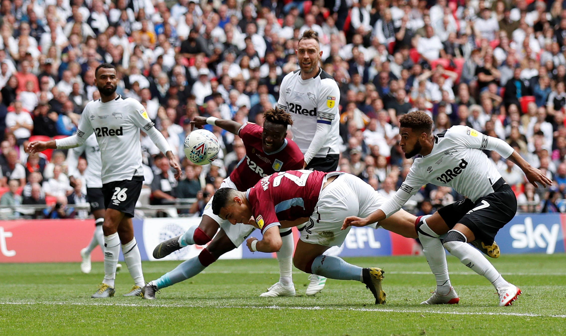 亚冠二级半场：尤里安失点，拉蒙补时建功，万隆1-0曼谷联（亚冠战报：尤里安失点，拉蒙补时绝杀，万隆1-0曼谷联）