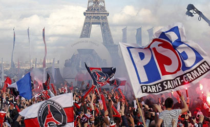 足球比赛中如何保持体能？（如何在足球比赛中维持体能？）